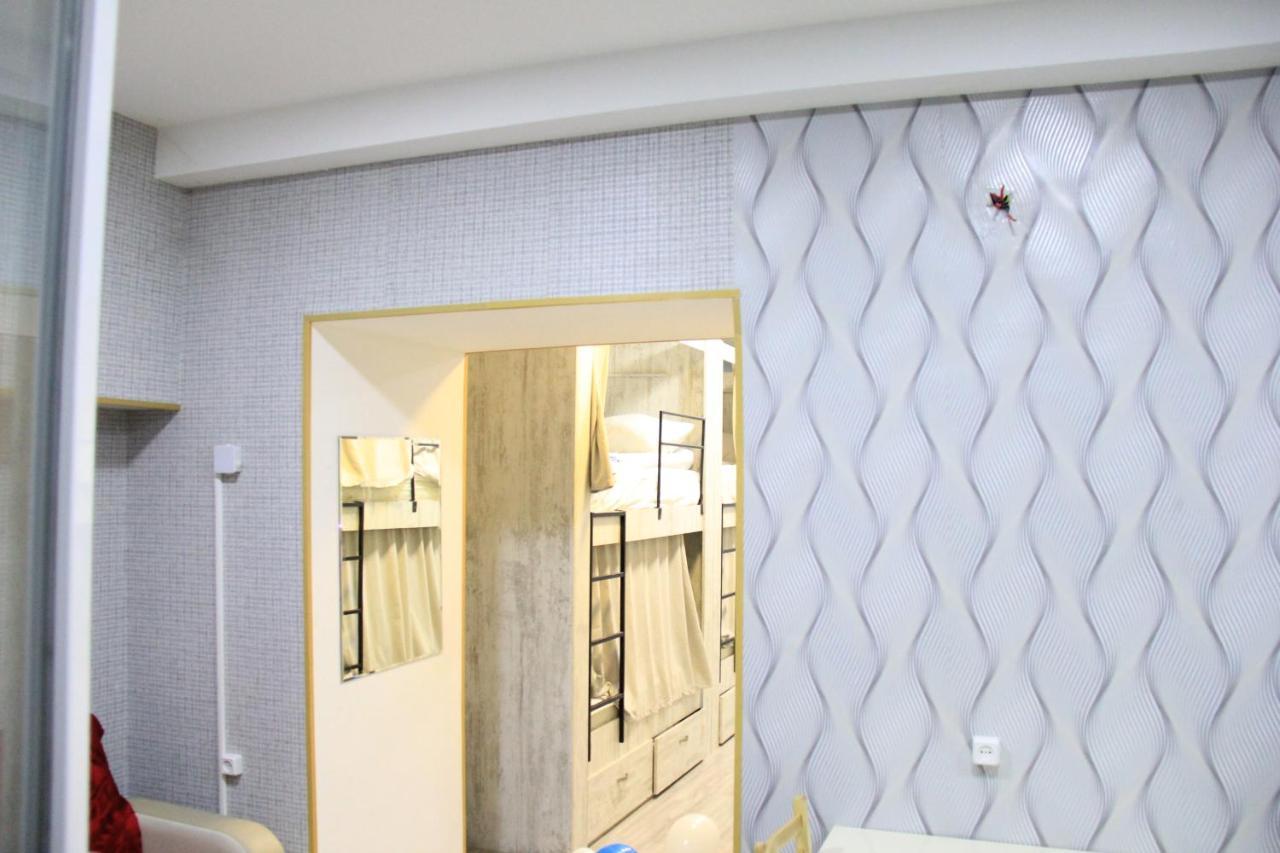 Blossom Hostel Updated ! Обновлено !!! City Center! Perfect Order!!! Snow-White Bed Linen!!! Идеальный Порядок!!! Белоснежное Постельное Белье!!! Центр Города !!! Tbilisi Exteriör bild