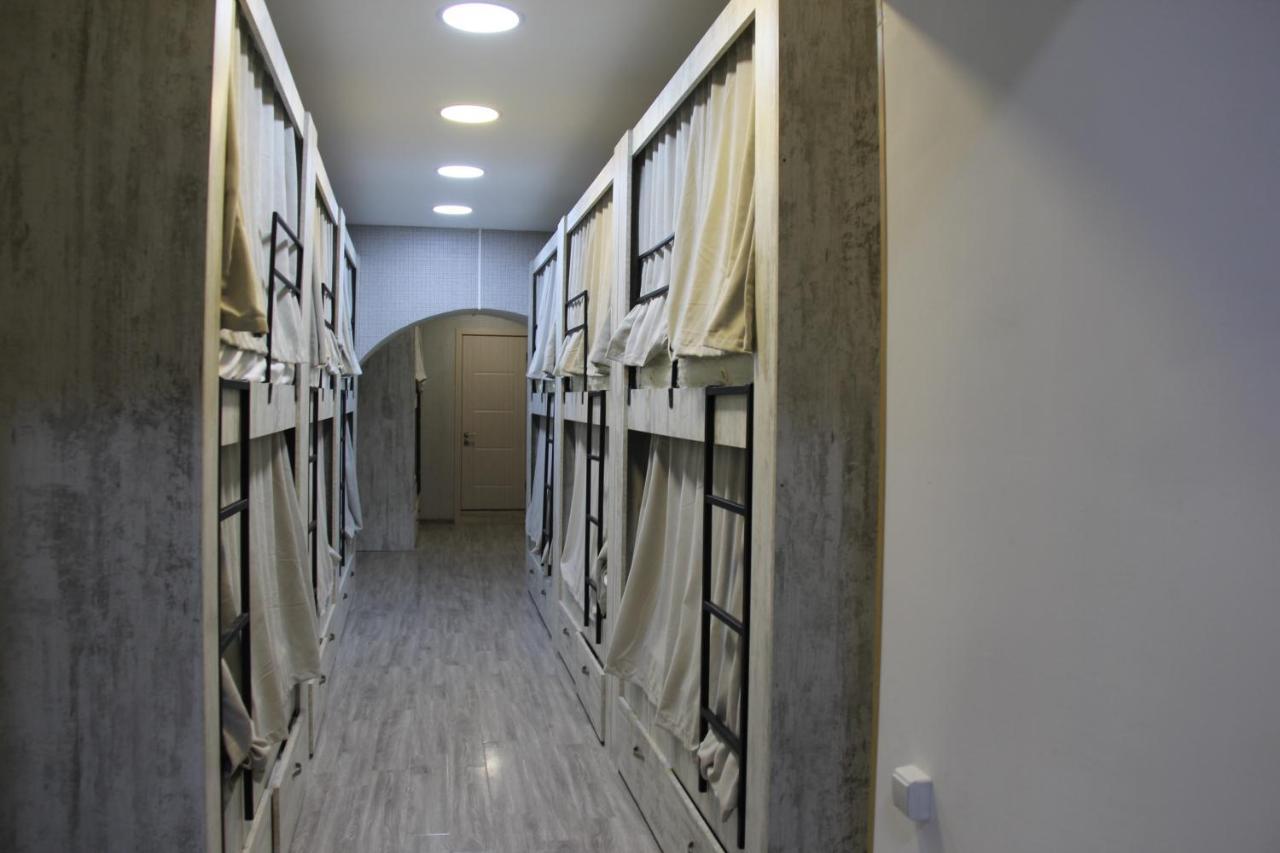 Blossom Hostel Updated ! Обновлено !!! City Center! Perfect Order!!! Snow-White Bed Linen!!! Идеальный Порядок!!! Белоснежное Постельное Белье!!! Центр Города !!! Tbilisi Exteriör bild