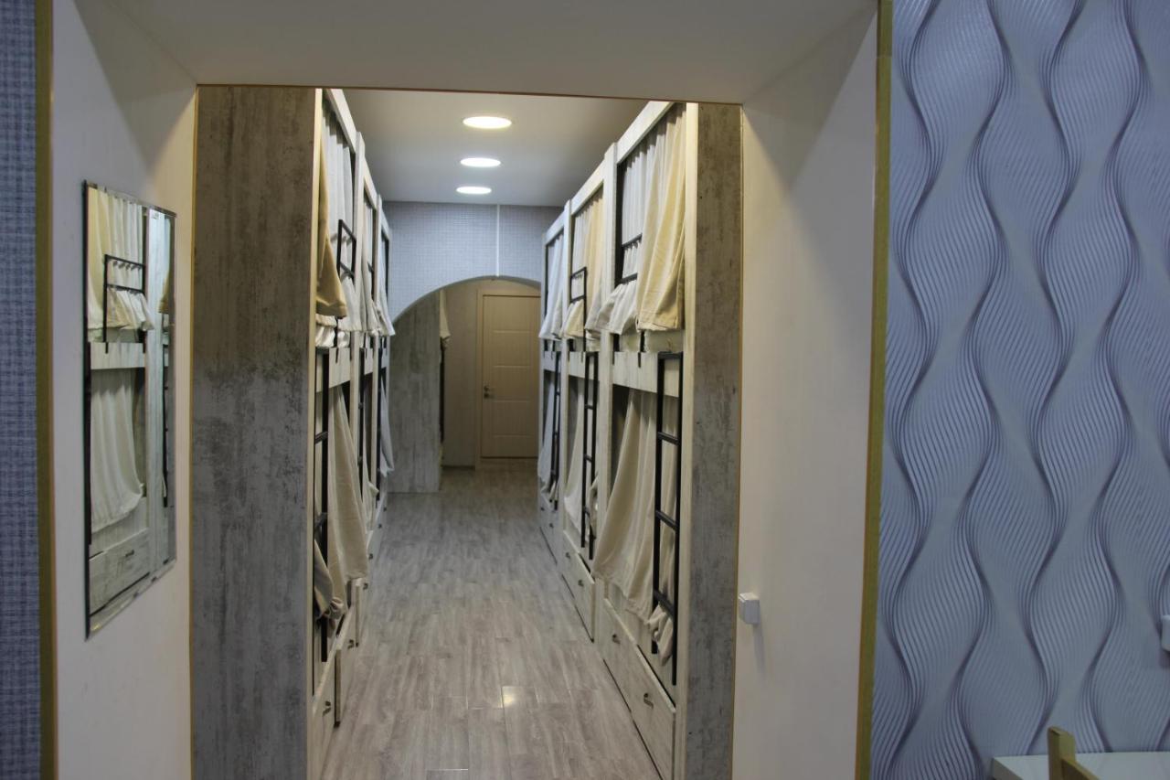 Blossom Hostel Updated ! Обновлено !!! City Center! Perfect Order!!! Snow-White Bed Linen!!! Идеальный Порядок!!! Белоснежное Постельное Белье!!! Центр Города !!! Tbilisi Exteriör bild