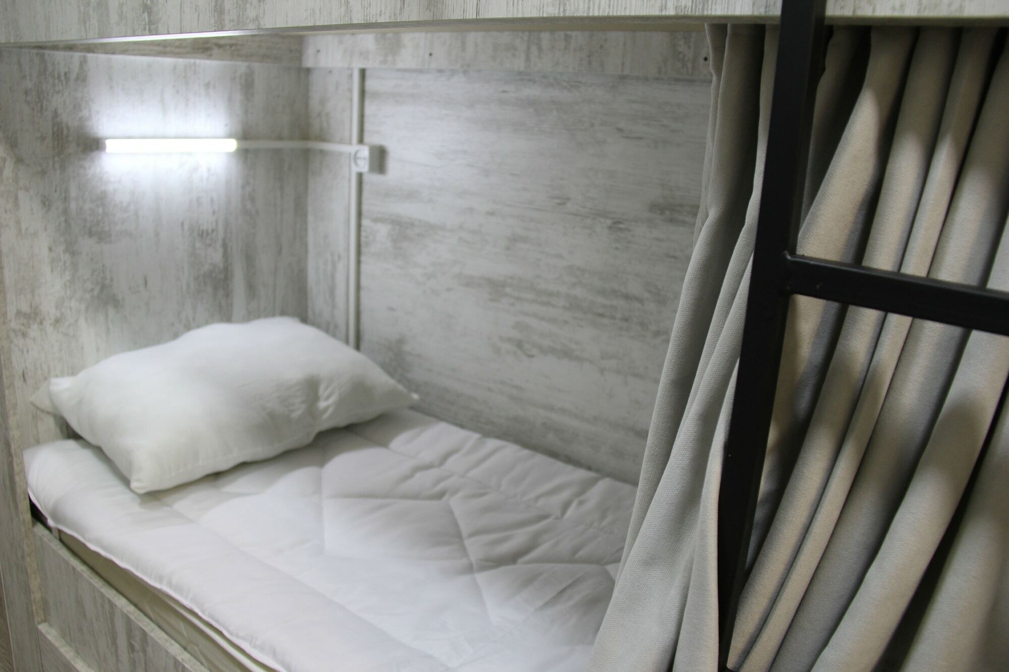 Blossom Hostel Updated ! Обновлено !!! City Center! Perfect Order!!! Snow-White Bed Linen!!! Идеальный Порядок!!! Белоснежное Постельное Белье!!! Центр Города !!! Tbilisi Exteriör bild