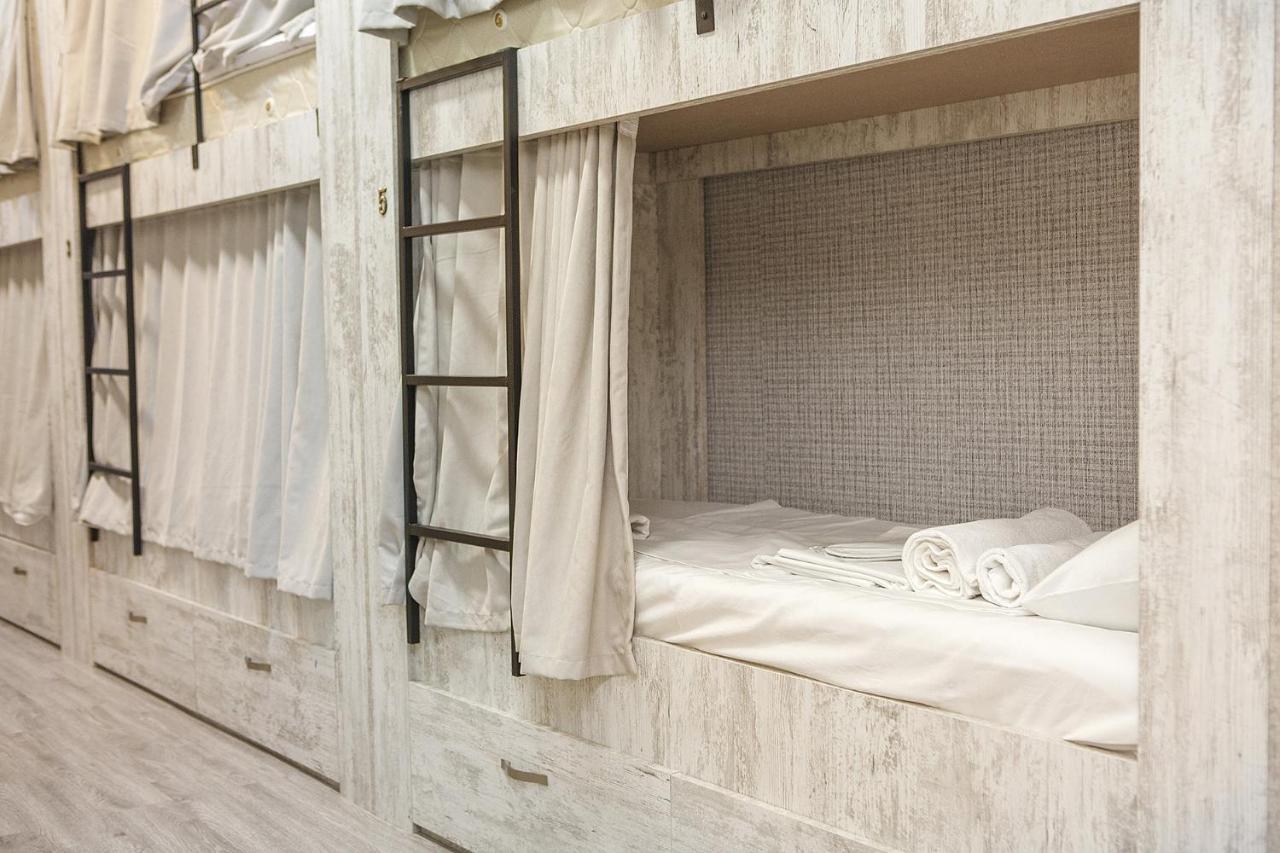 Blossom Hostel Updated ! Обновлено !!! City Center! Perfect Order!!! Snow-White Bed Linen!!! Идеальный Порядок!!! Белоснежное Постельное Белье!!! Центр Города !!! Tbilisi Exteriör bild
