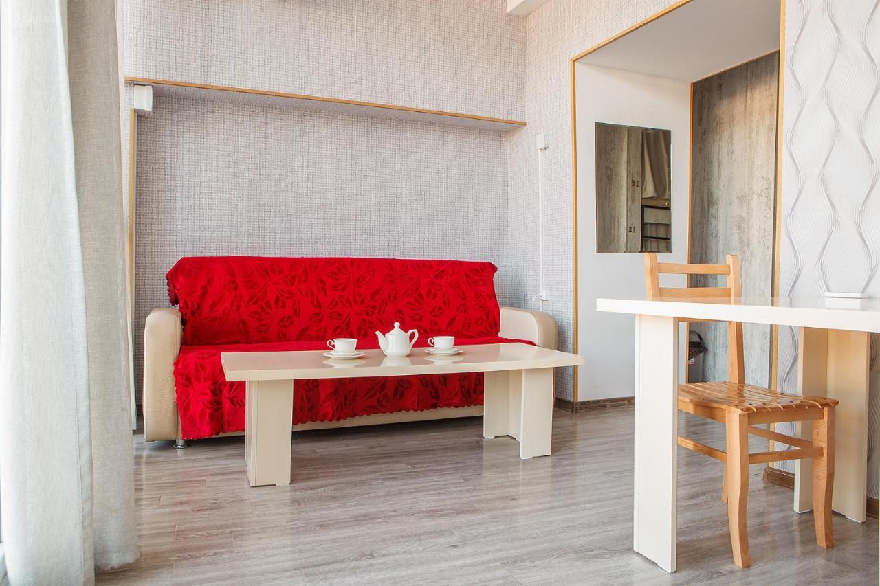 Blossom Hostel Updated ! Обновлено !!! City Center! Perfect Order!!! Snow-White Bed Linen!!! Идеальный Порядок!!! Белоснежное Постельное Белье!!! Центр Города !!! Tbilisi Exteriör bild